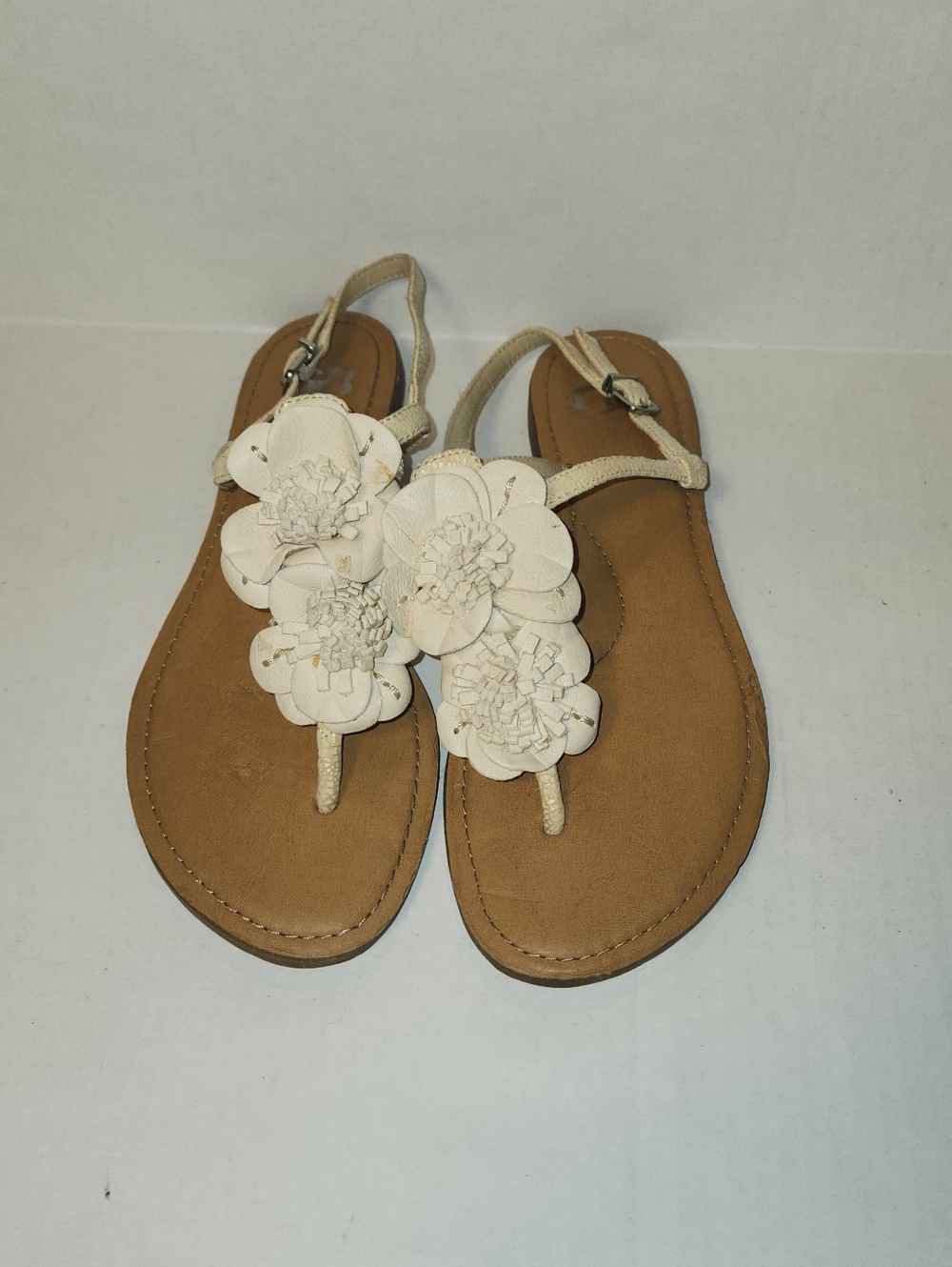 Gianni Bini Cream Off White Floral Flower Leather Thong Sandals 8.5